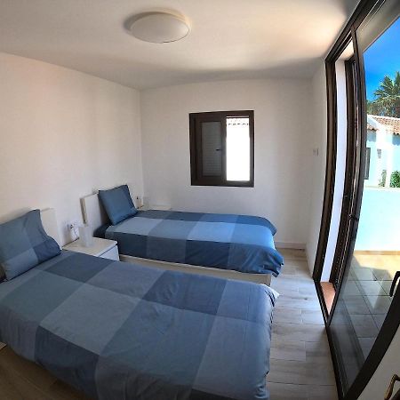 Parque Santiago I - 2 Bedroom - 1 Bathroom - Open Plan Living - Kitchen Area - Extra Large Balcony - First Floor Apartment ปลายาเดลาสอเมริกาส ภายนอก รูปภาพ